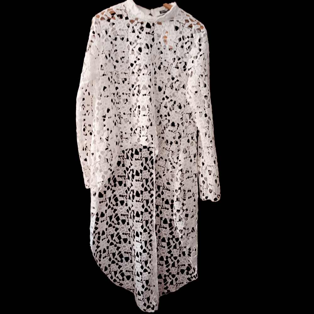 Elegant White Lace Blouse